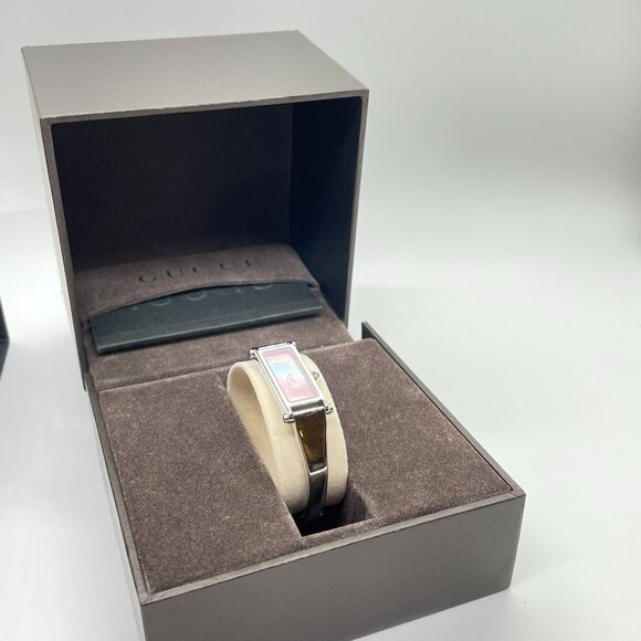 Gucci Pink Mother of Pearl Horsebit Silver Watch in original Box w/ Cards - Picture 3 of 11